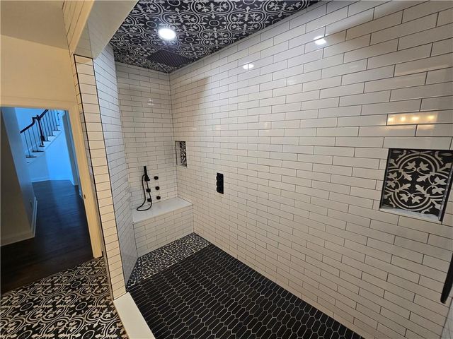 398 Dunleven Manor Walk, Lawrenceville, GA 30043