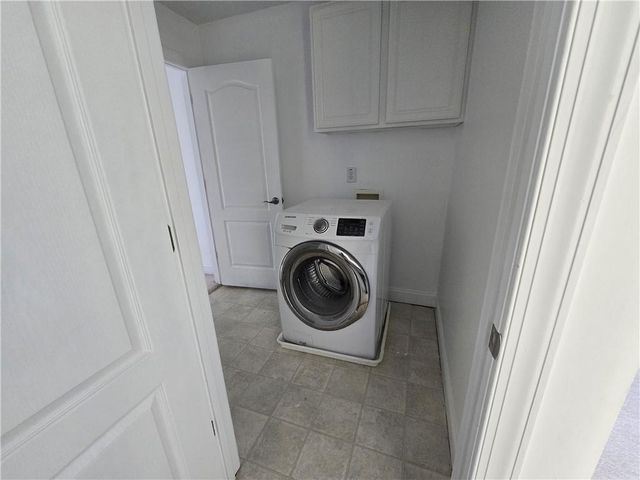 398 Dunleven Manor Walk, Lawrenceville, GA 30043