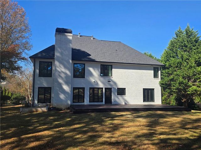 398 Dunleven Manor Walk, Lawrenceville, GA 30043