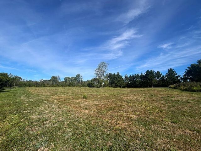326 Blue Star Highway, South Haven, MI 49090