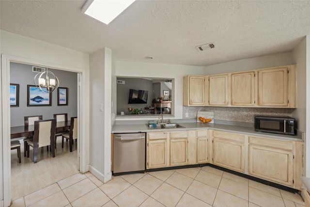 13527 Blue Marlin Lane, Houston, TX 77083