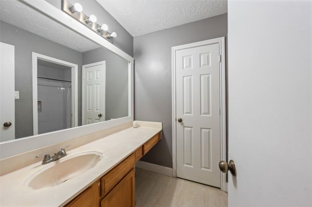 13527 Blue Marlin Lane, Houston, TX 77083