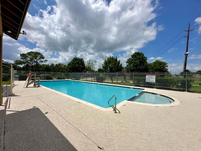 13527 Blue Marlin Lane, Houston, TX 77083