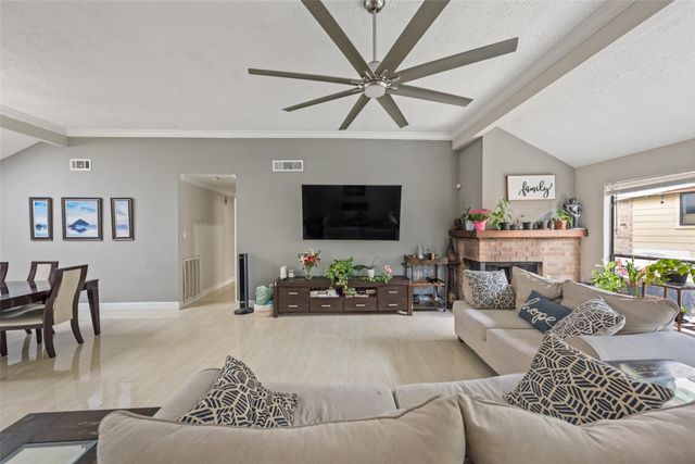 13527 Blue Marlin Lane, Houston, TX 77083