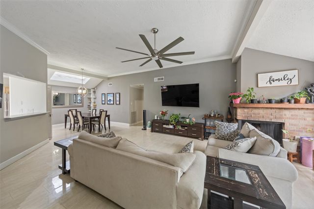 13527 Blue Marlin Lane, Houston, TX 77083