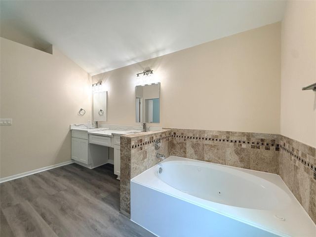 2802 Sunshine Circle, Sugar Land, TX 77479