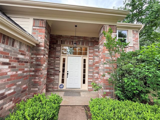 2802 Sunshine Circle, Sugar Land, TX 77479
