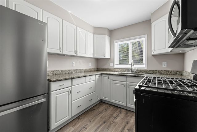 21248 Randall Street, Farmington, MI 48336