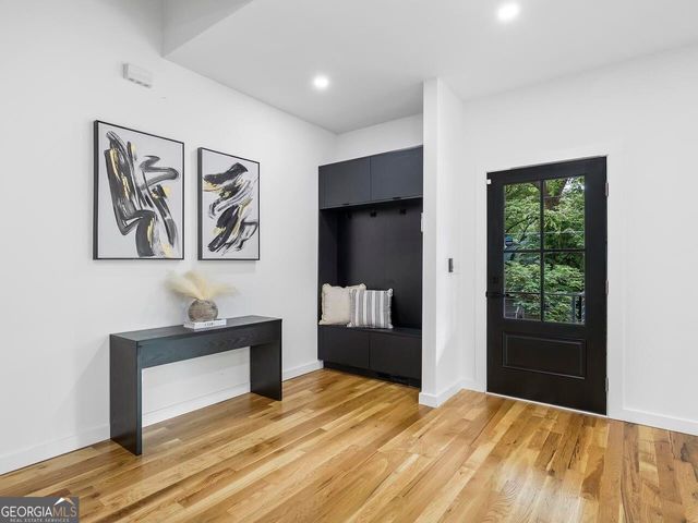 1065 Hubbard Street SW, Atlanta, GA 30310