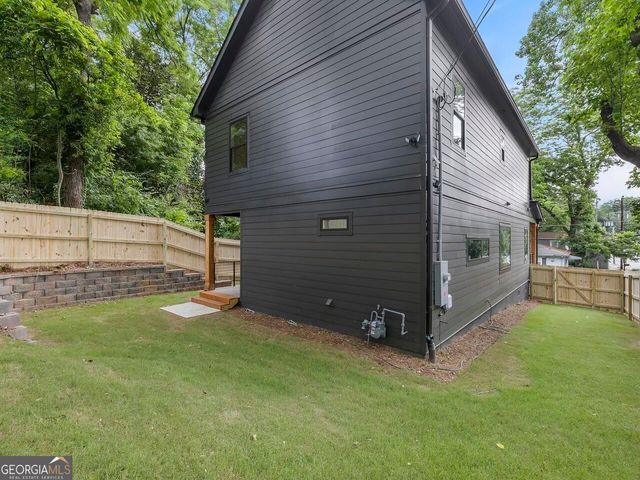 1065 Hubbard Street SW, Atlanta, GA 30310