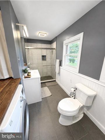 273 W CROSSWICKS RD, Bordentown, NJ 08505