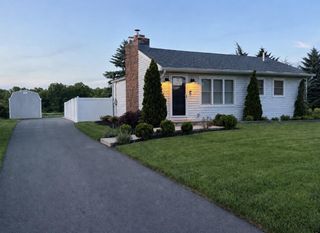 273 W CROSSWICKS RD, Bordentown, NJ 08505