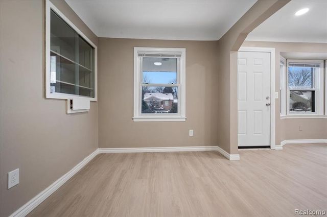 7610 Vaughan, Detroit, MI 48228