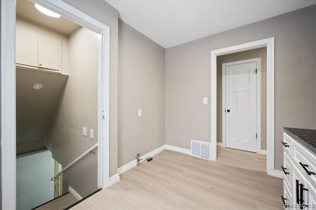 7610 Vaughan, Detroit, MI 48228