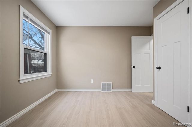 7610 Vaughan, Detroit, MI 48228