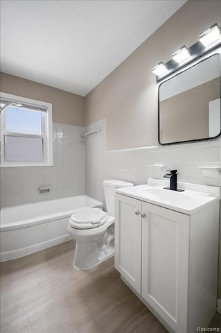 7610 Vaughan, Detroit, MI 48228