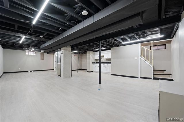 7610 Vaughan, Detroit, MI 48228