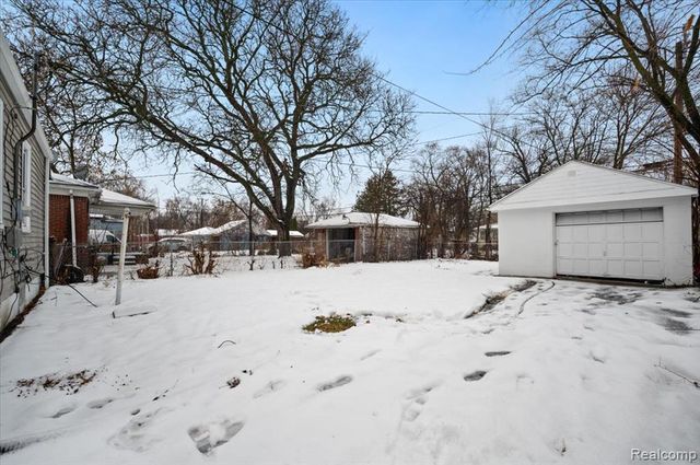 7610 Vaughan, Detroit, MI 48228