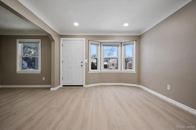 7610 Vaughan, Detroit, MI 48228