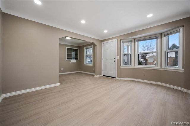 7610 Vaughan, Detroit, MI 48228