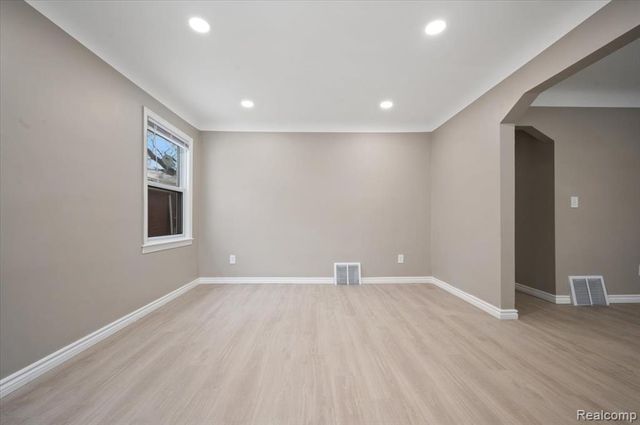 7610 Vaughan, Detroit, MI 48228