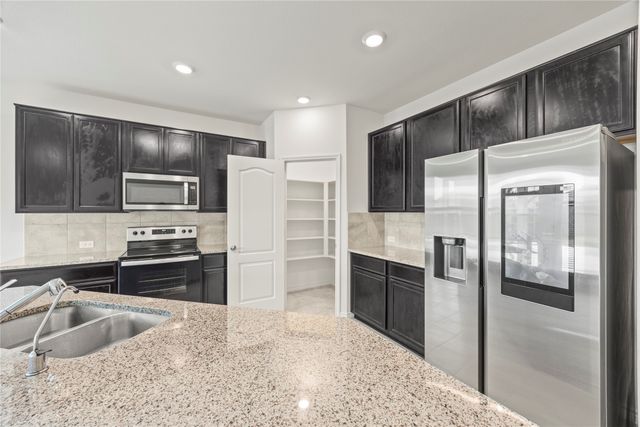 1028 West Drive, Aubrey, TX 76227