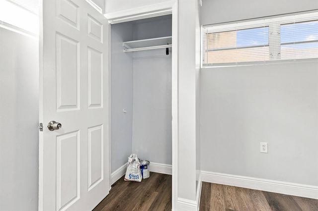 1964 NE 172nd Street Efficiency, North Miami Beach, FL 33162