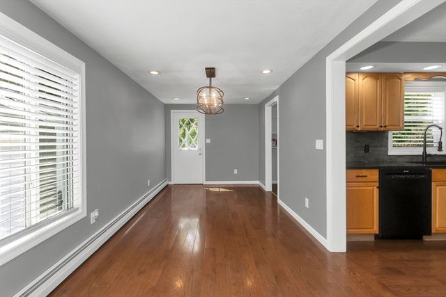 40 Susan Ave, South Hadley, MA 01075
