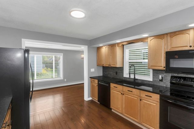 40 Susan Ave, South Hadley, MA 01075