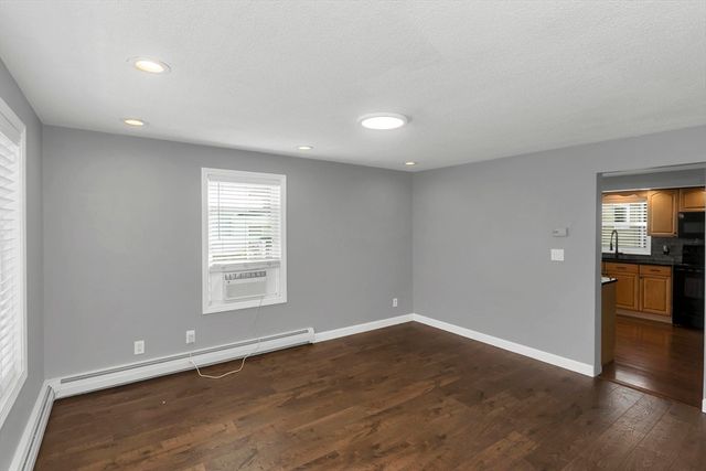 40 Susan Ave, South Hadley, MA 01075