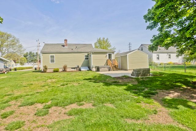 40 Susan Ave, South Hadley, MA 01075