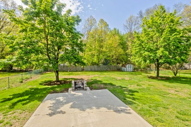 40 Susan Ave, South Hadley, MA 01075