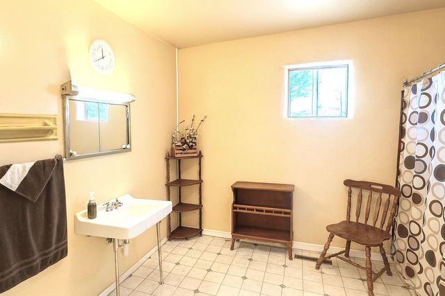 1130 NM 76, Espanola, NM 87532