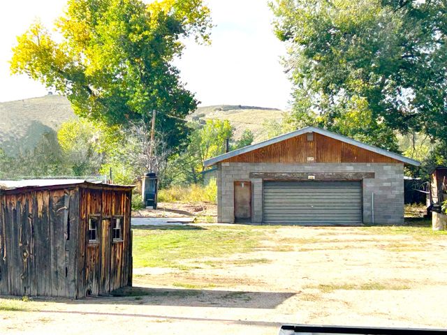 1130 NM 76, Espanola, NM 87532