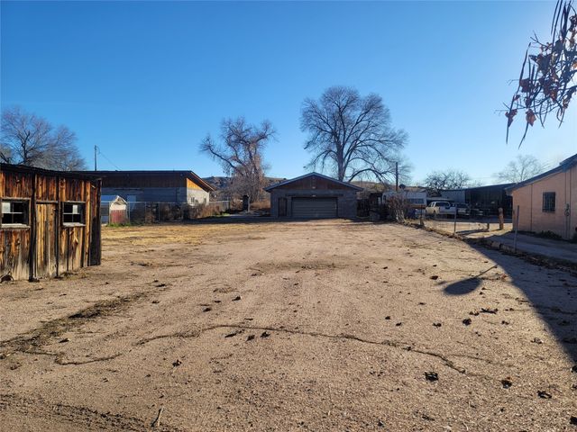 1130 NM 76, Espanola, NM 87532