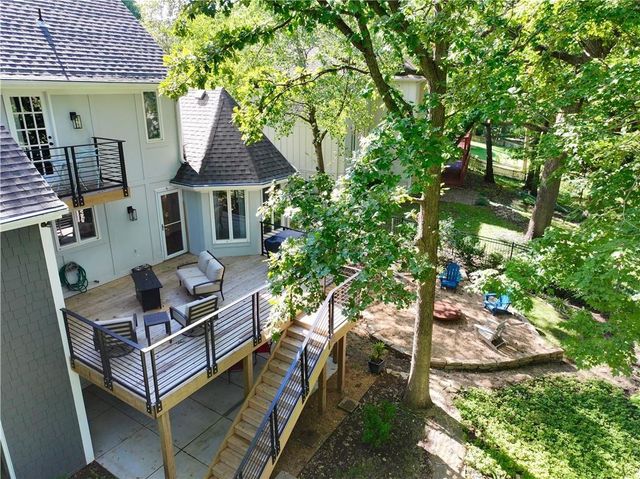 10908 W 120th Street, Overland Park, KS 66213