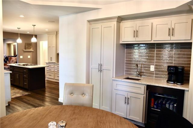 10908 W 120th Street, Overland Park, KS 66213