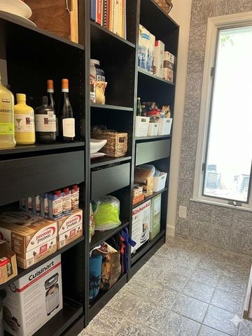 10908 W 120th Street, Overland Park, KS 66213