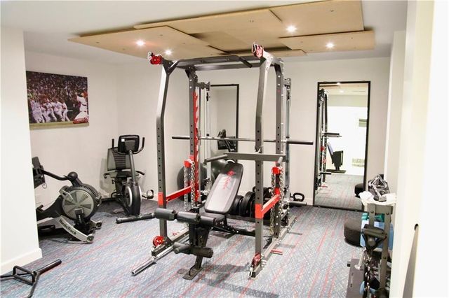 10908 W 120th Street, Overland Park, KS 66213