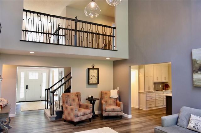 10908 W 120th Street, Overland Park, KS 66213