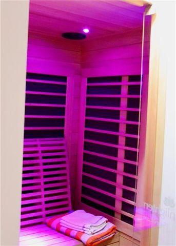 10908 W 120th Street, Overland Park, KS 66213