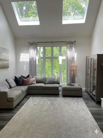 10908 W 120th Street, Overland Park, KS 66213