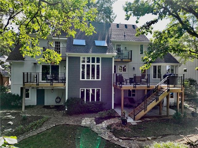 10908 W 120th Street, Overland Park, KS 66213