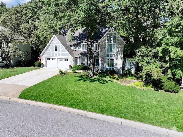 10908 W 120th Street, Overland Park, KS 66213