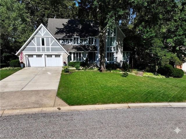 10908 W 120th Street, Overland Park, KS 66213