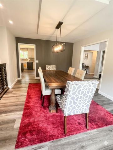 10908 W 120th Street, Overland Park, KS 66213