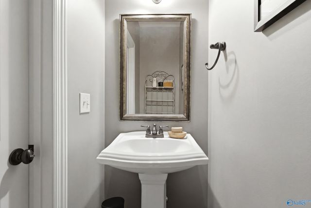 220 Nettles Drive NW, Madison, AL 35757