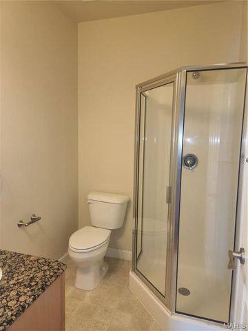 885 Forest Avenue 302, Valley Park, MO 63088