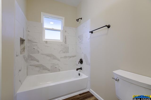 1517 Z Street, Omaha, NE 68107