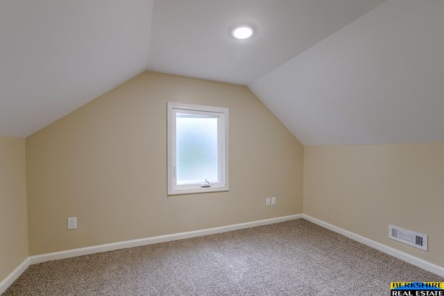 1517 Z Street, Omaha, NE 68107